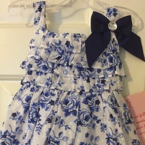 Blue & white sleeves flower dress
